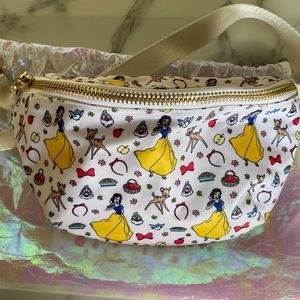 Stoney Clover Snow White fanny